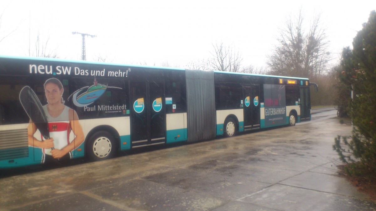...NB SW 586 hier noch der Kanute Paul Mittelstedt auf den Citaro zu sehen