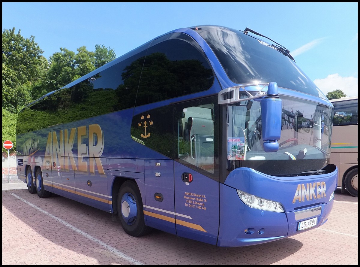 Neoplan Cityliner von Anker aus Deutschland im Stadthafen Sassnitz.