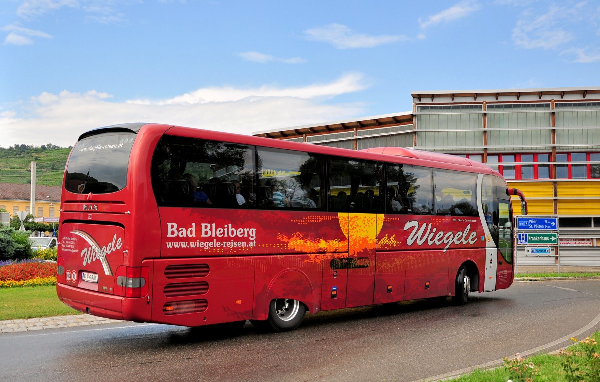 Neoplan Cityliner von Aschenbrenner Reisen aus sterreich am 12.Juli 2014 in Krems.