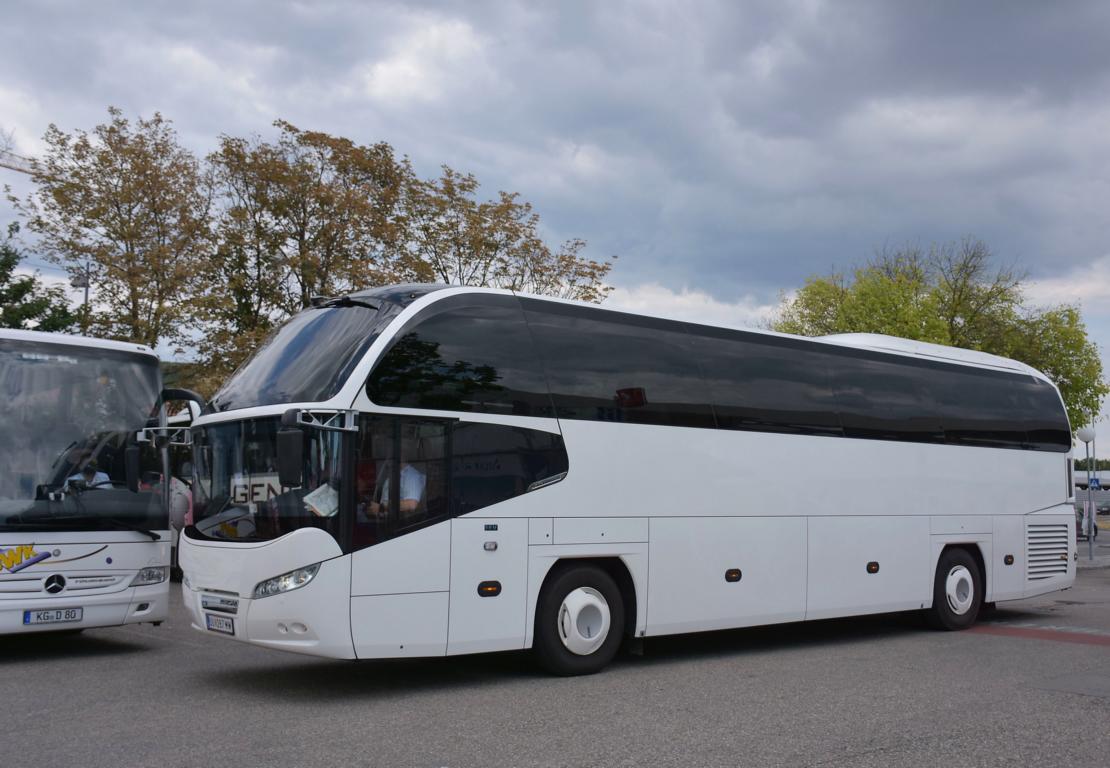 Neoplan Cityliner aus sterreich 2017 in Krems