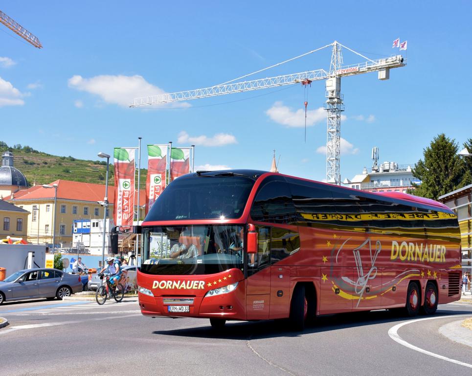 Neoplan Cityliner von Dornauer Reisen aus der BRD 06/2017 in Krems.