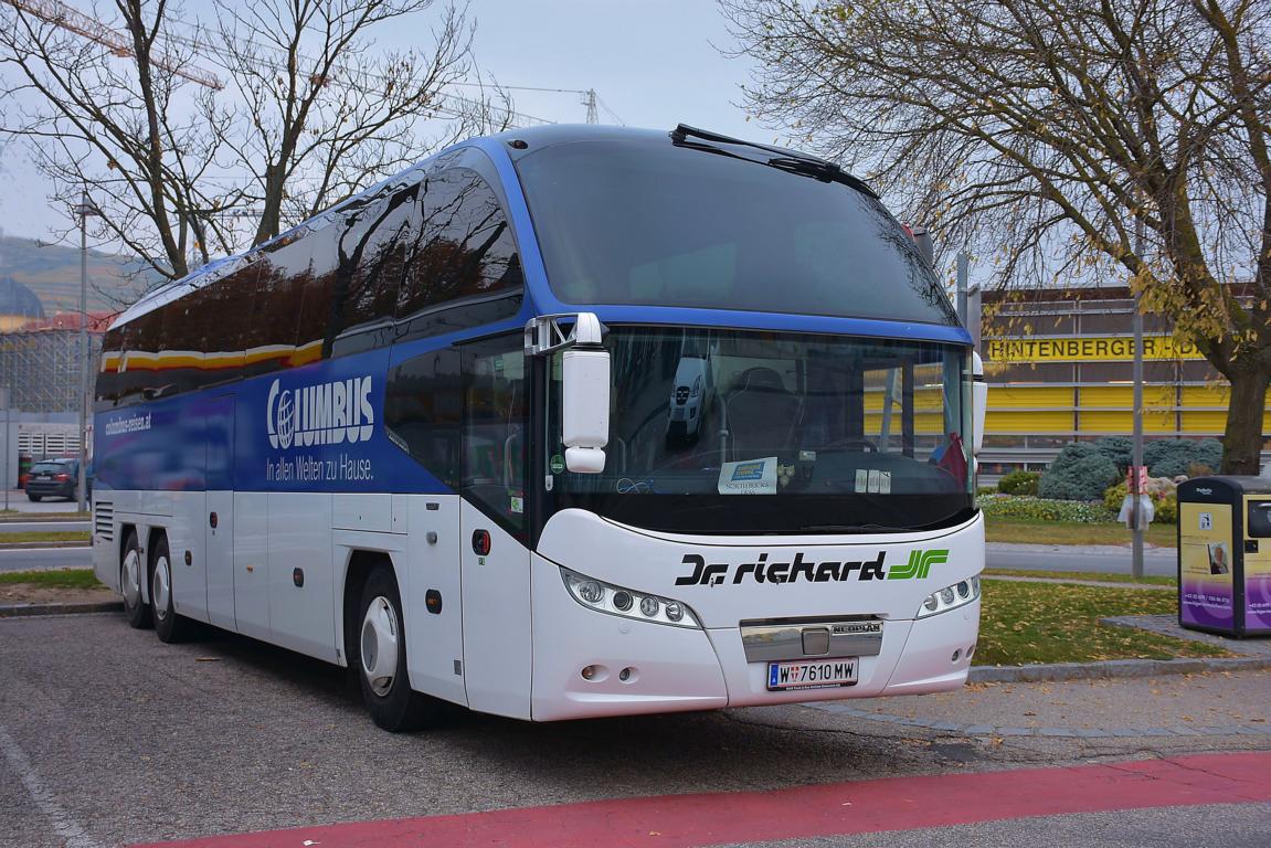 Neoplan Cityliner von Dr.Richard aus Wien 2017 in Krems.