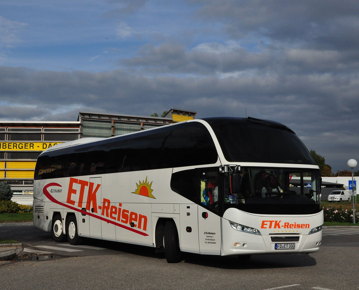 Neoplan Cityliner von ETK-Reisen aus der BRD in Krems gesehen.