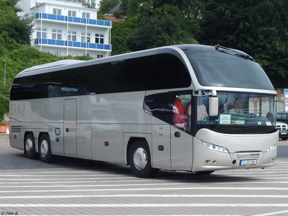 Neoplan Cityliner von Fahrschule & Busbetrieb Krauß aus Deutschland im Stadthafen Sassnitz.