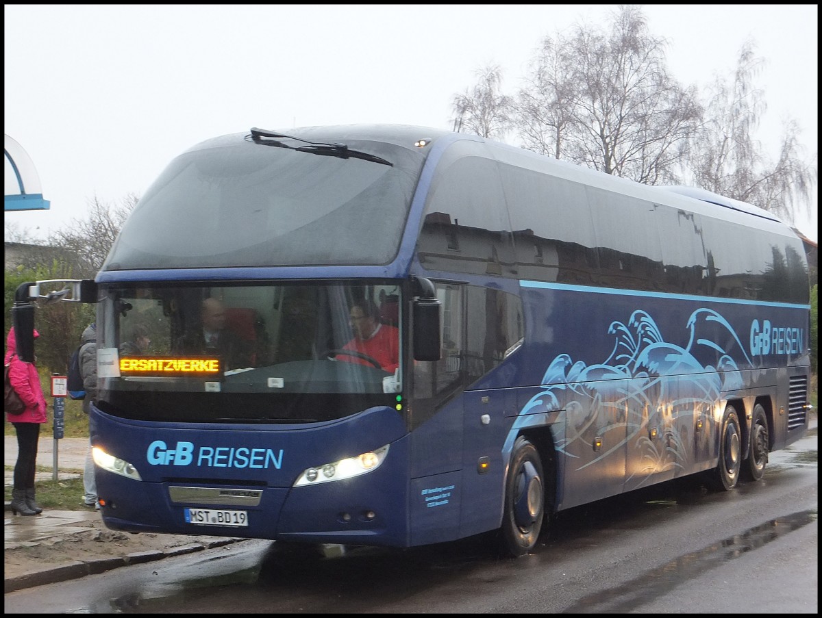 Neoplan Cityliner von GFB-Reisen aus Deutschland in Sassnitz.