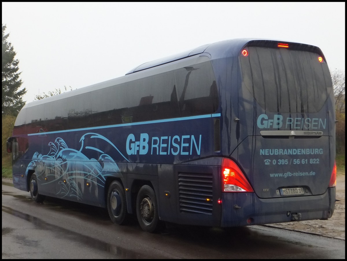 Neoplan Cityliner von GFB-Reisen aus Deutschland in Sassnitz.