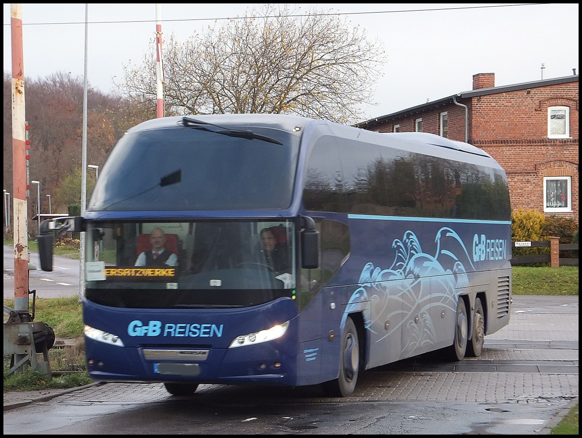 Neoplan Cityliner von GFB-Reisen aus Deutschland in Sassnitz.