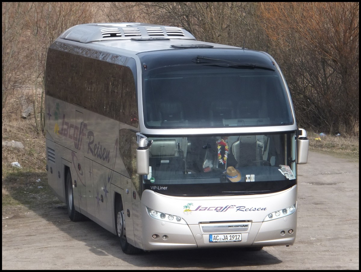 Neoplan Cityliner von Jacoff Reisen aus Deutschland in Bergen.