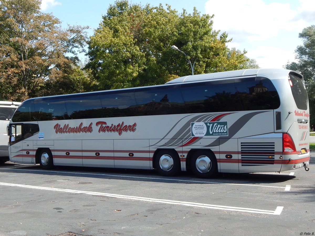 Neoplan Cityliner von Køge Bugt Rejser aus Dänemark in Stralsund.