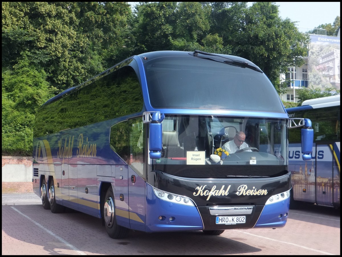 Neoplan Cityliner von Kofahl Reisen aus Deutschland im Stadthafen Sassnitz.