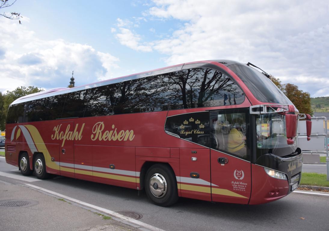 Neoplan Cityliner von Kofahl Reisen aus der BRD 2017 in Krems.