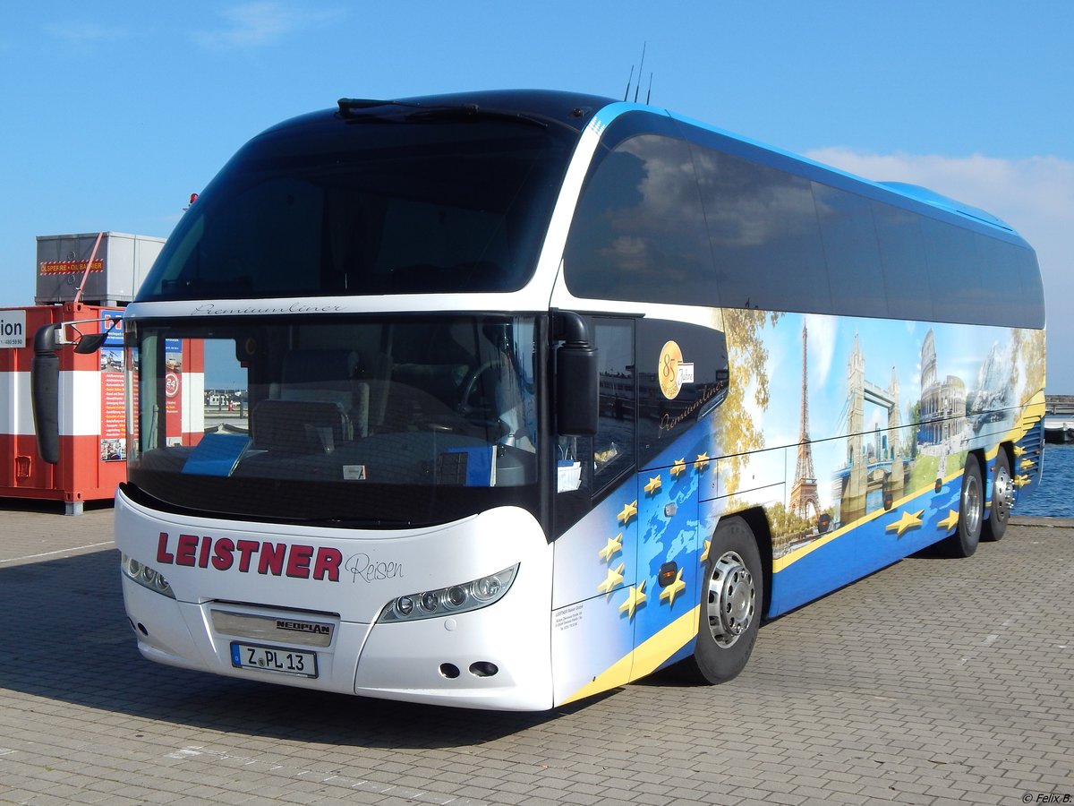 Neoplan Cityliner von Leistner Reisen aus Deutschland (ex Fischland-Darss-Tours) im Stadthafen Sassnitz.