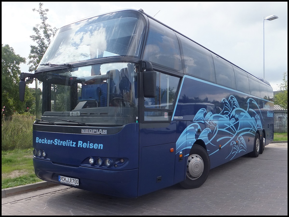 Neoplan Cityliner von Lewitz Reisen aus Deutschland in Bergen.