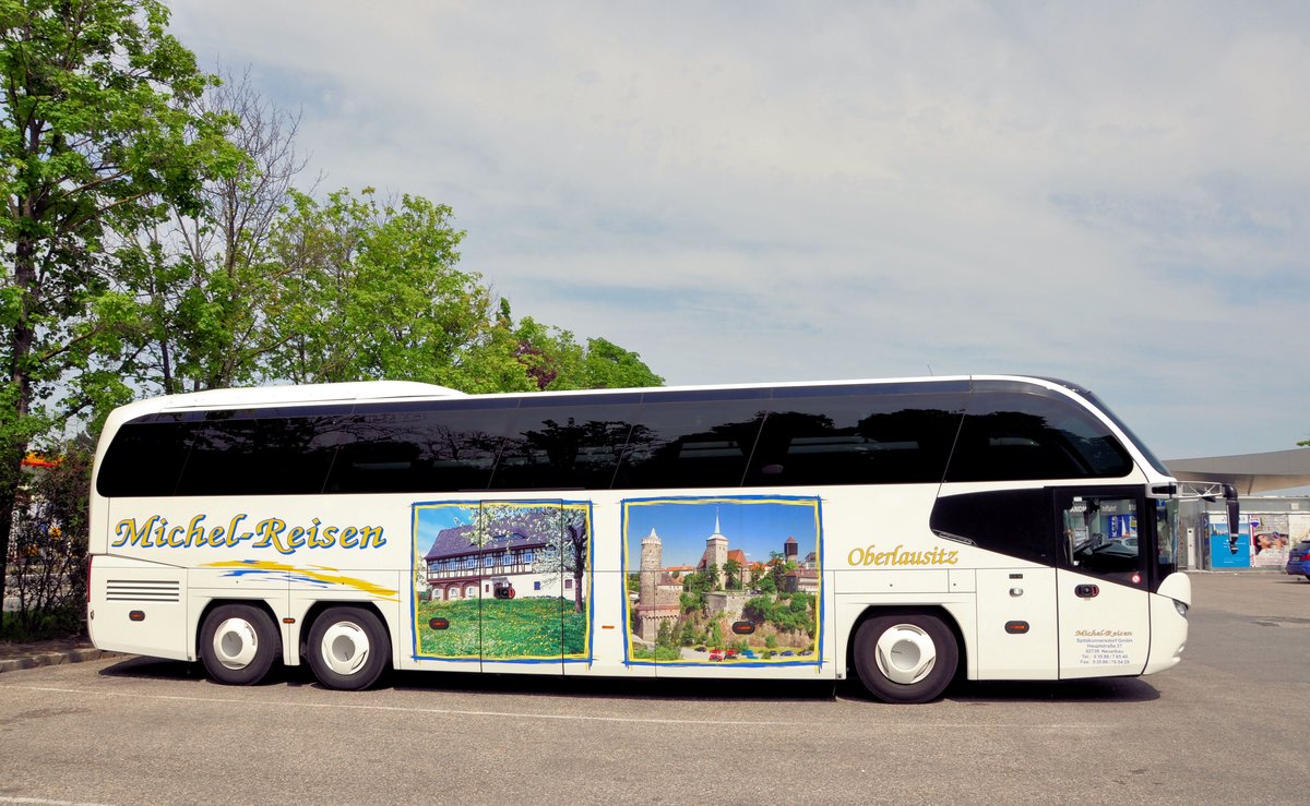 Neoplan Cityliner von Michel Reisen aus der BRD in Krems gesehen.