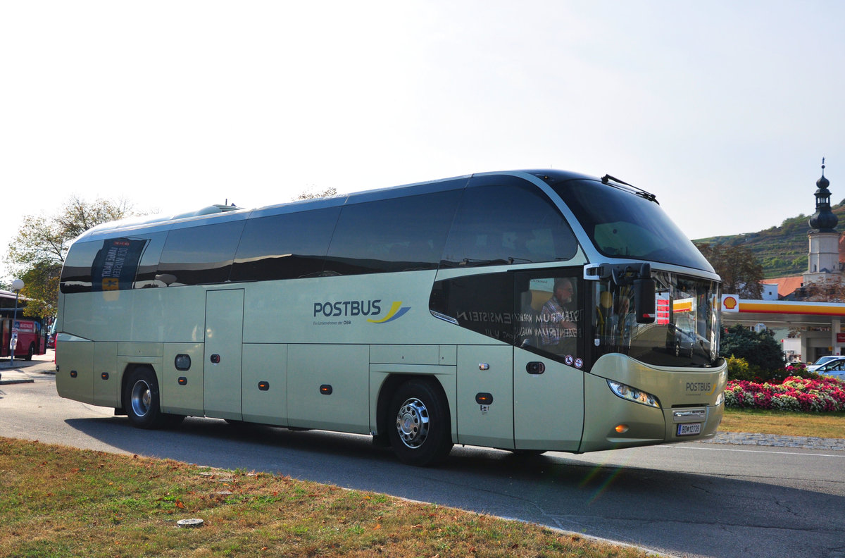 Neoplan Cityliner von den BB - Postbus in Krems.