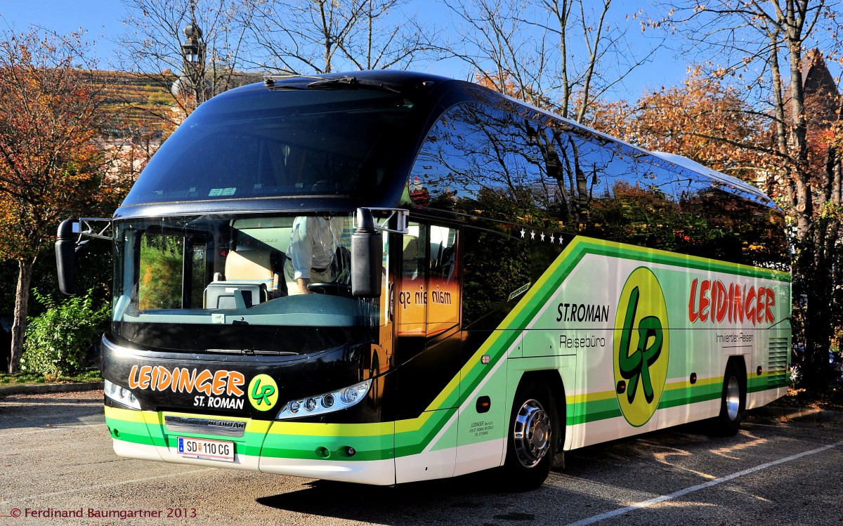 Neoplan Cityliner vom Reisebro Leidinger/sterreich im Okt.2013 in Krems.