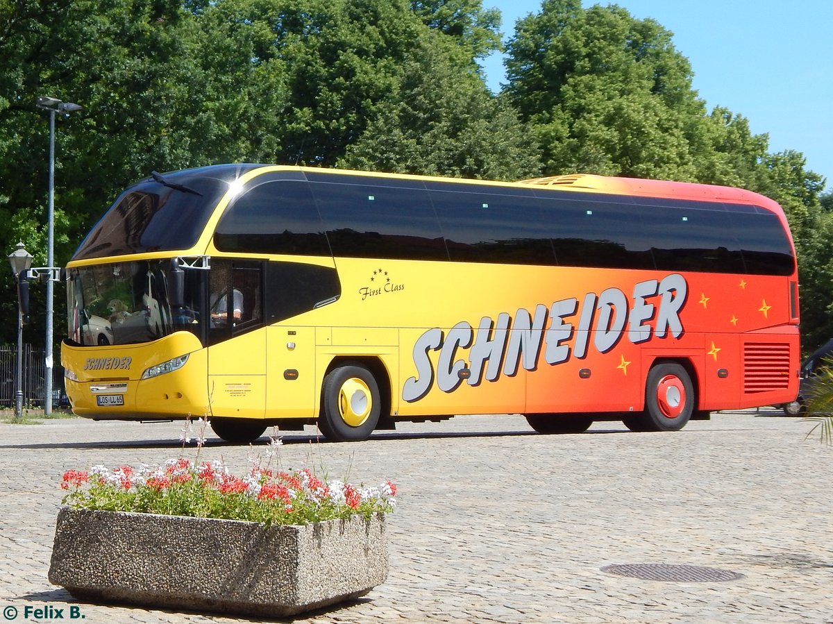 Neoplan Cityliner von Schneider aus Deutschland in Potsdam.