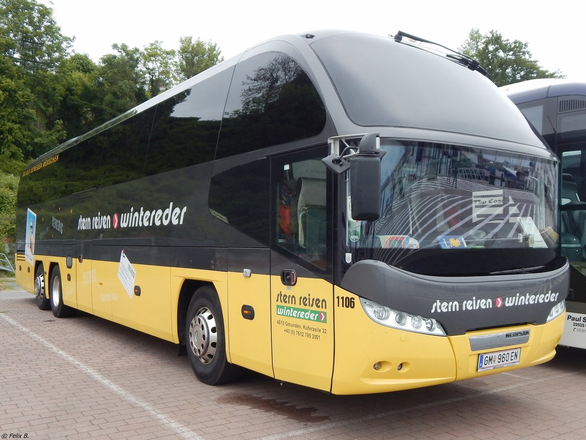 Neoplan Cityliner von Stern Reisen Wintereder aus Österreich im Stadthafen Sassnitz.