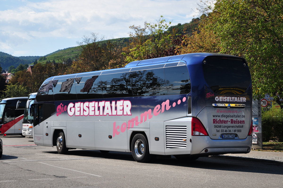 Neoplan Cityliner von Volker Richter Reisen aus der BRD in Krems gesehen.