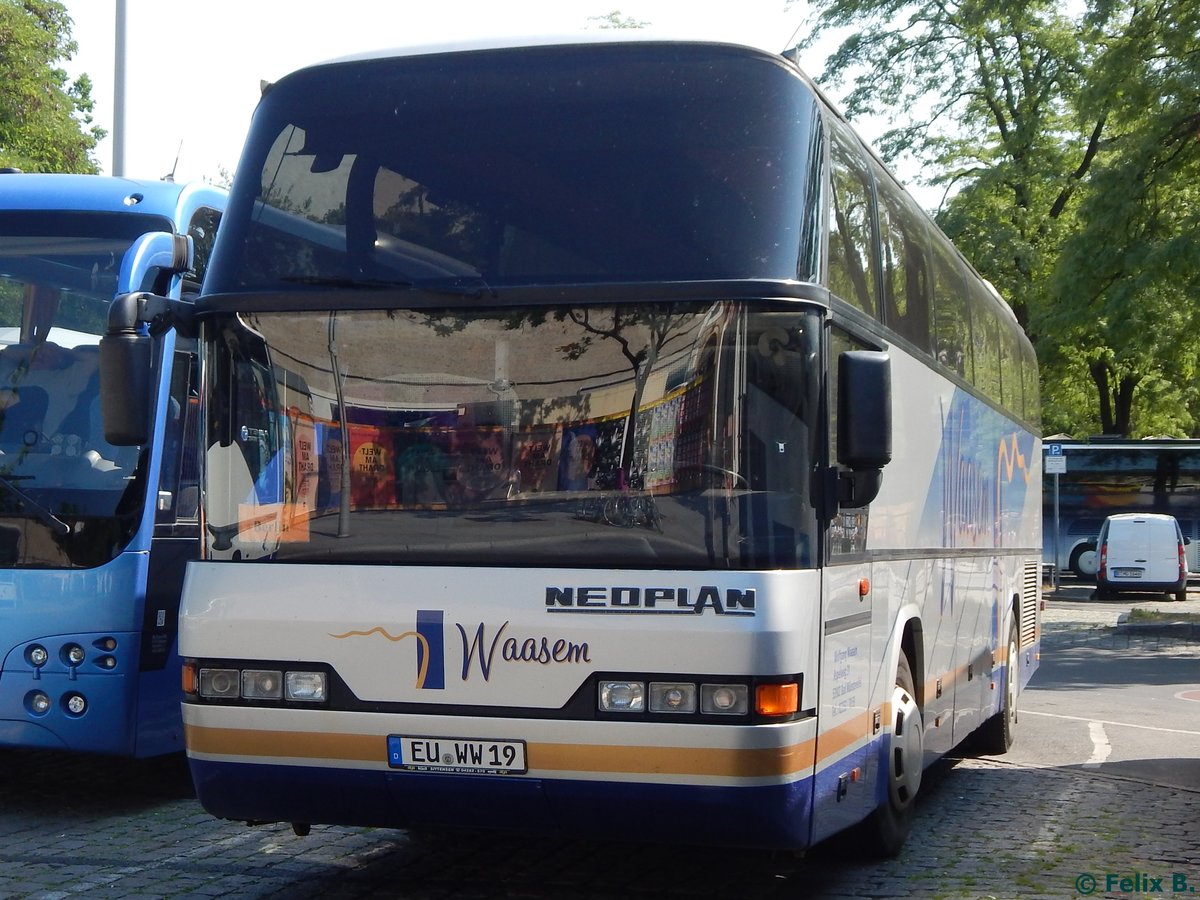 Neoplan Cityliner von Waasem aus Deutschland in Berlin. 