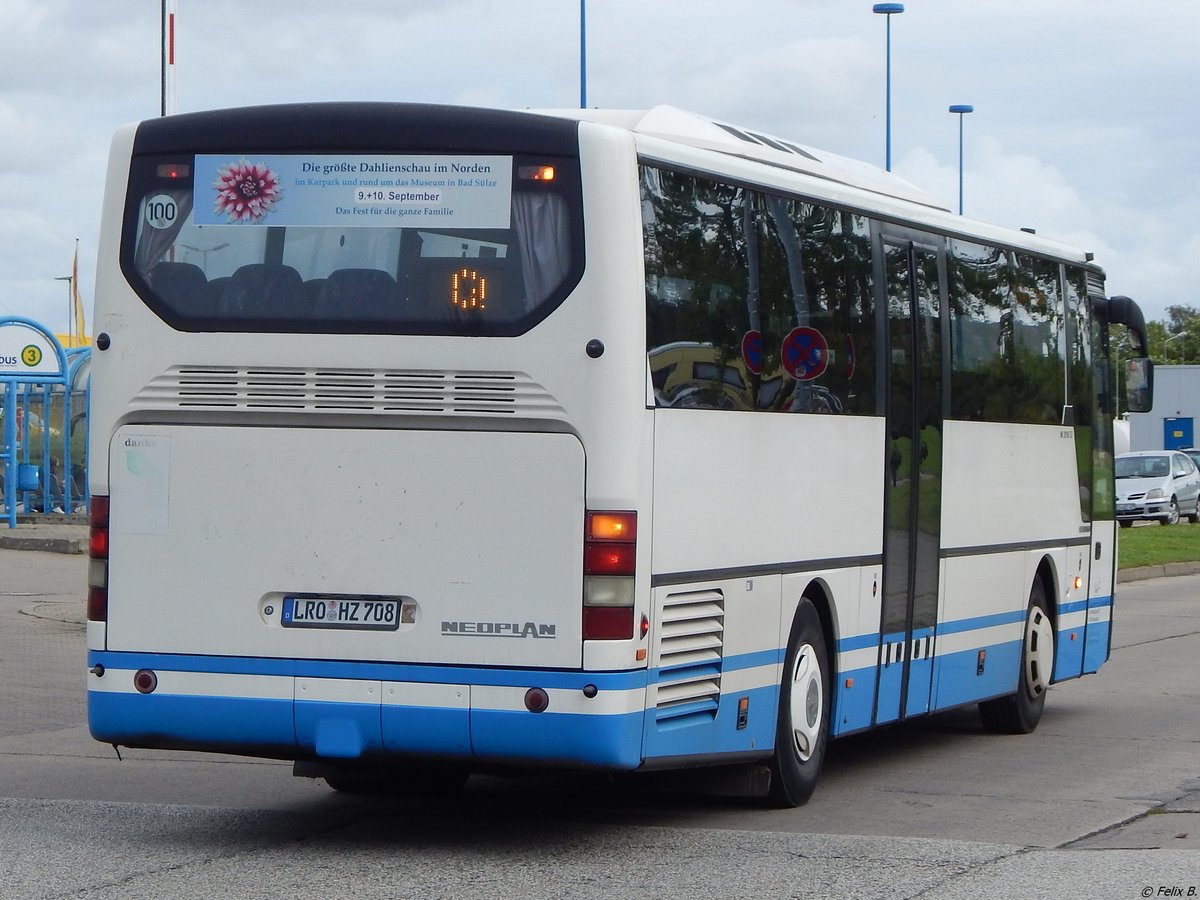 Neoplan Euroliner von Ostseewindreisen aus Deutschland in Rostock. 