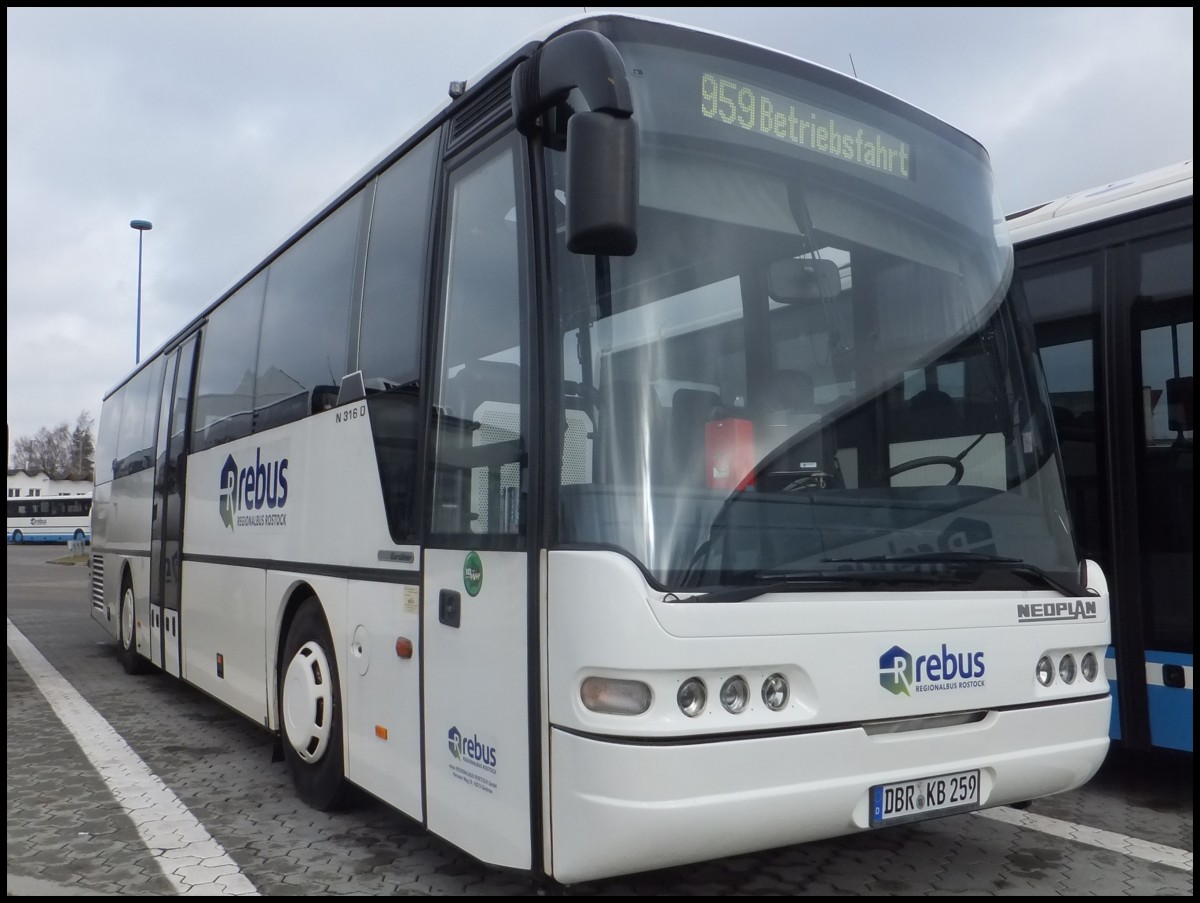 Neoplan Euroliner von Regionalbus Rostock in Rostock.