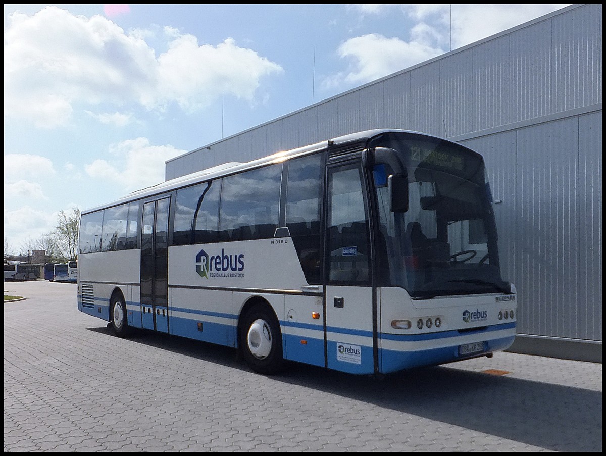 Neoplan Euroliner von Regionalbus Rostock in Rostock.