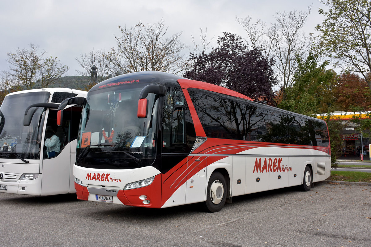 Neoplan Jetliner von Marek Reisen aus sterreich 09/2018 in Krems.