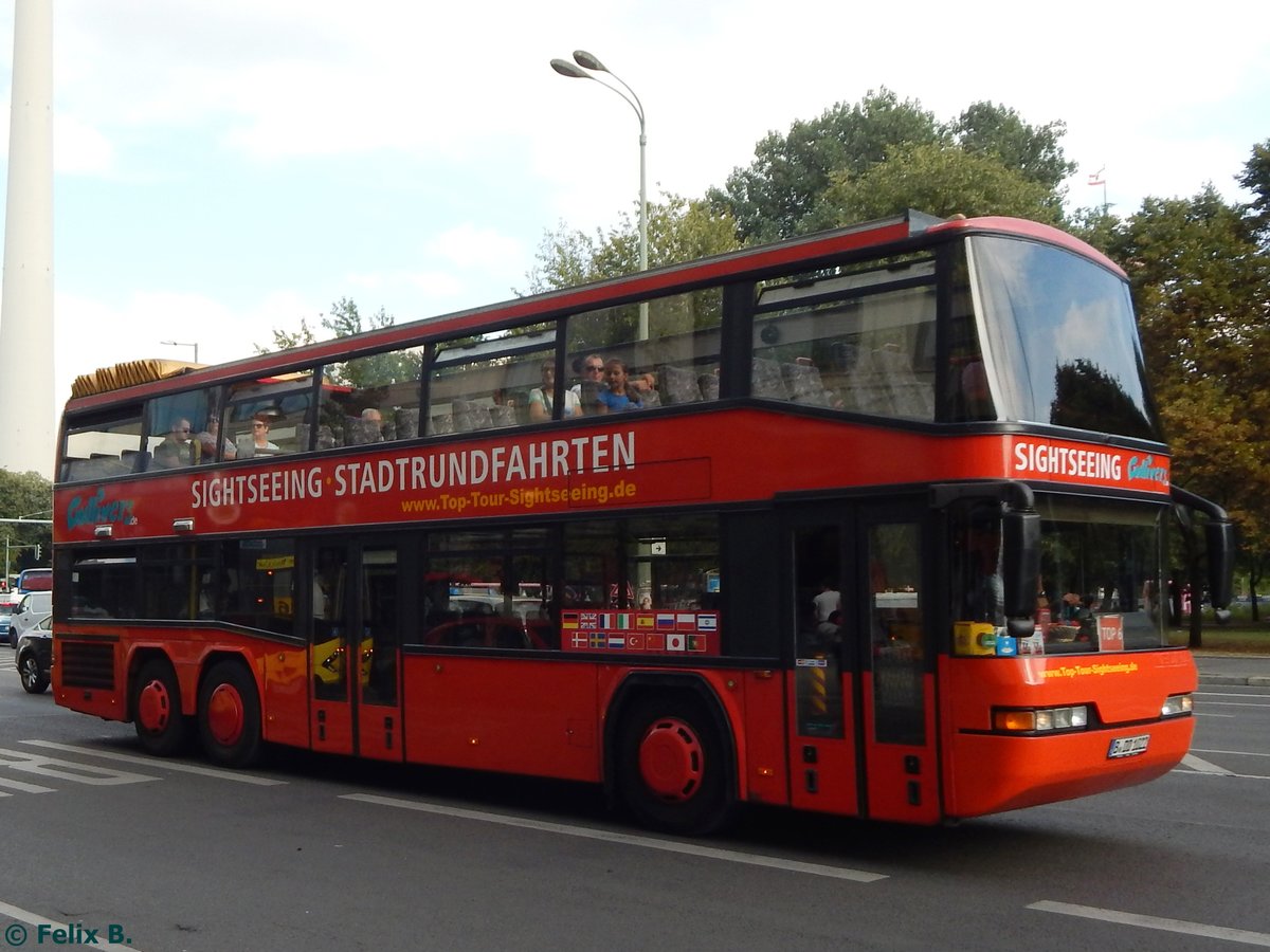 Neoplan N4026/3 von Gullivers aus Deutschland in Berlin.