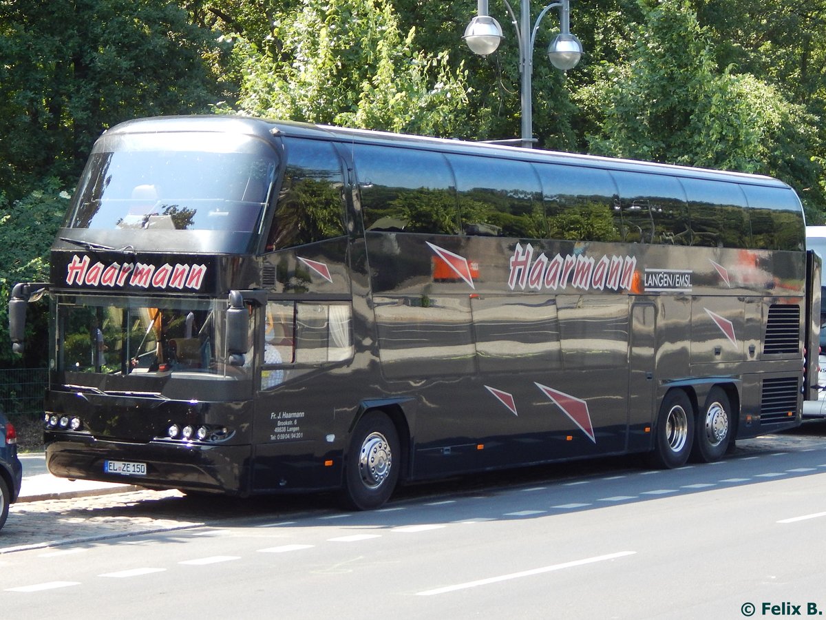 Neoplan Skyliner von Haarmann aus Deutschland in Berlin.