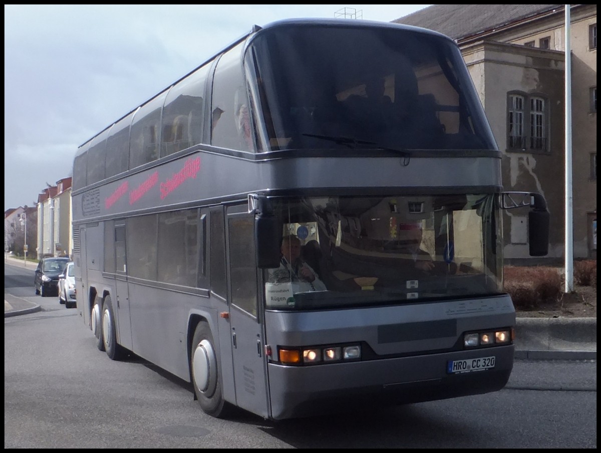 Neoplan Skyliner von Ostseeperle aus Deutschland in Sassnitz.