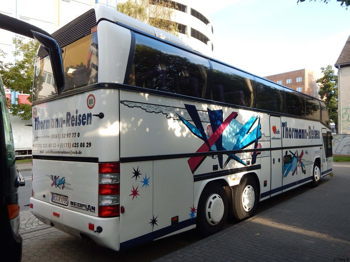 Neoplan Spaceliner von Pakull-Thormann Reisen aus Deutschland in Neubrandenburg.