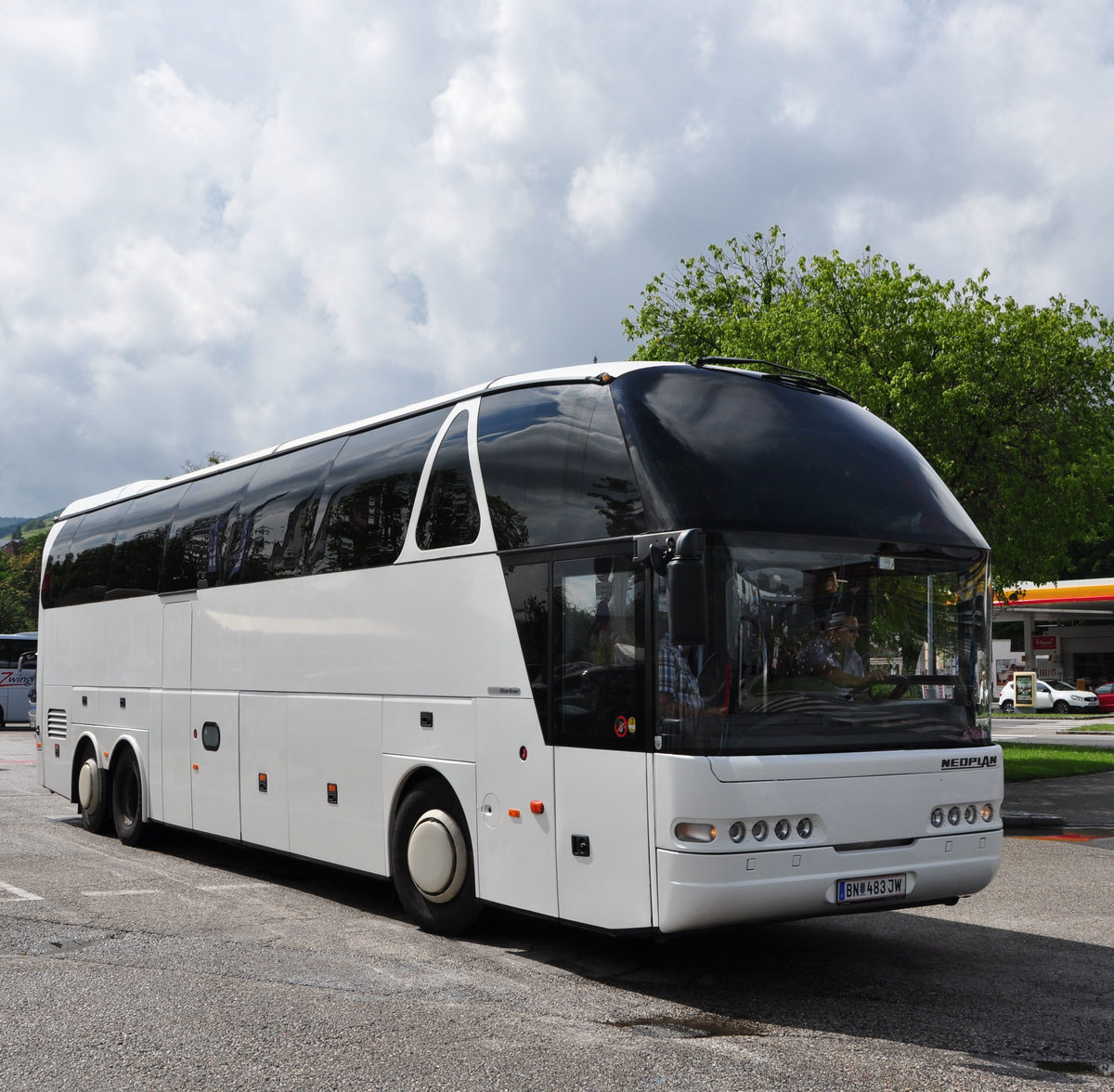 Neoplan Starliner aus sterreich in Krems gesehen.