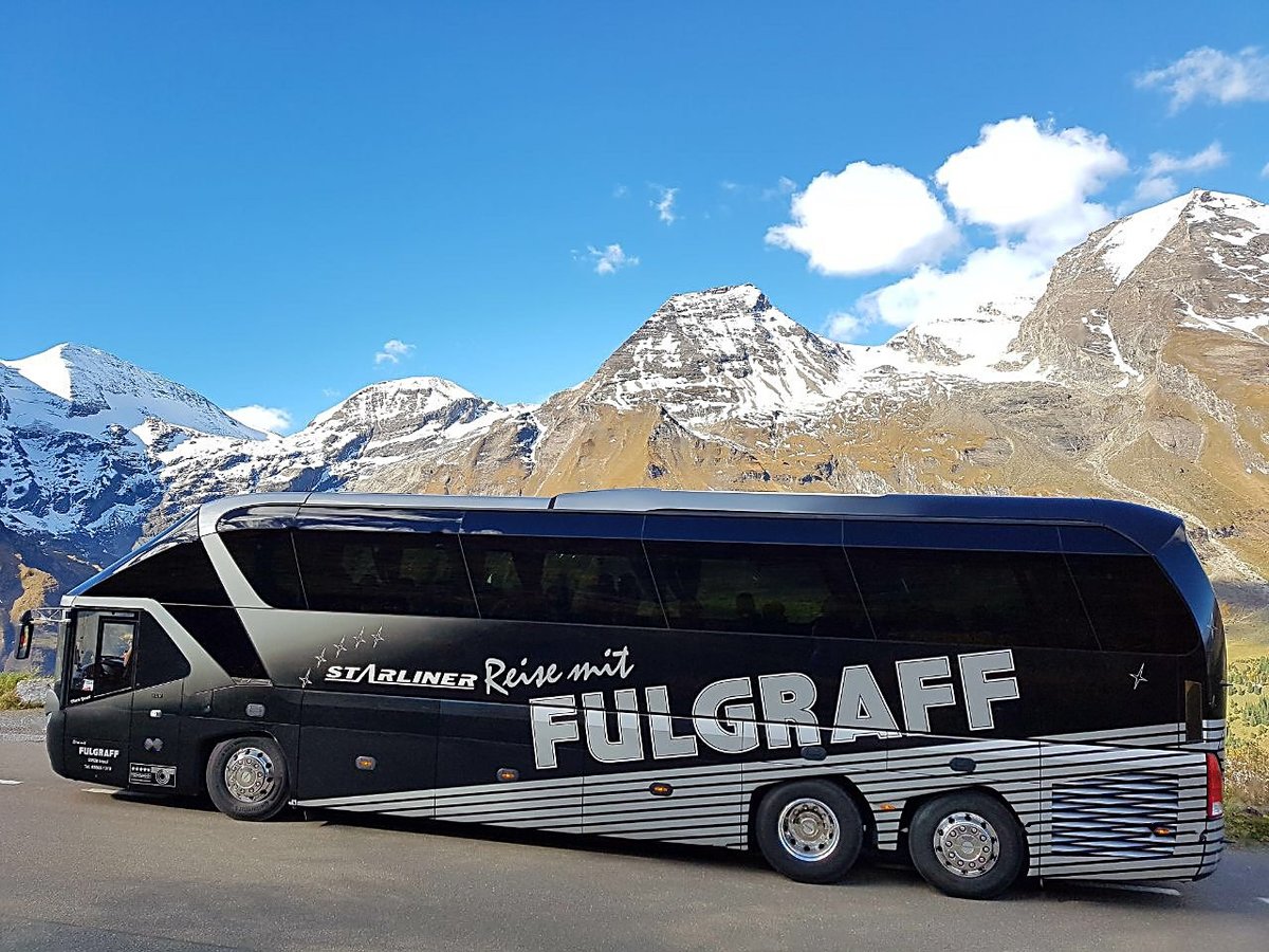 Neoplan STARLINER von der FULGRAFF Touristik aus der BRD. Bildleihgabe von Fulgraff.