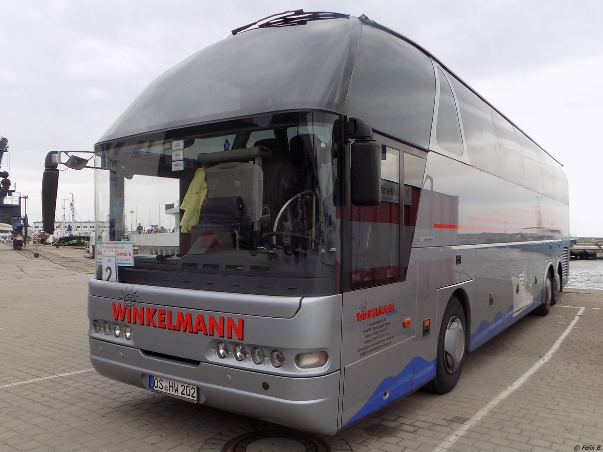 Neoplan Starliner von Winkelmann aus Deutschland im Stadthafen Sassnitz.