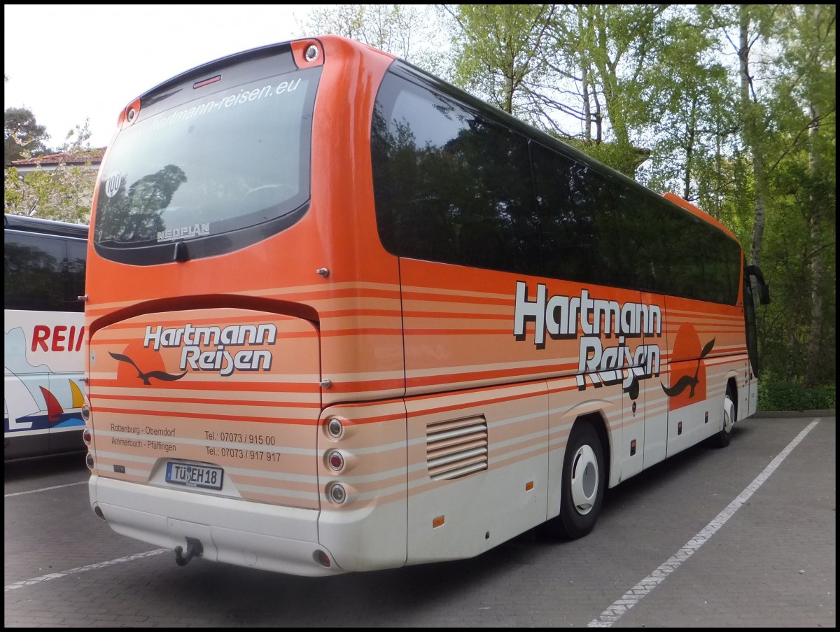 Neoplan Tourliner von Hartmann Reisen aus Deutschland in Binz.