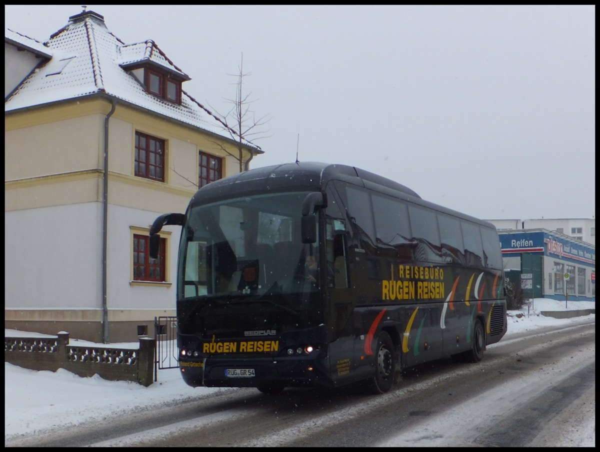 Neoplan Tourliner von Rgen Reisen aus Deutschland in Bergen. 