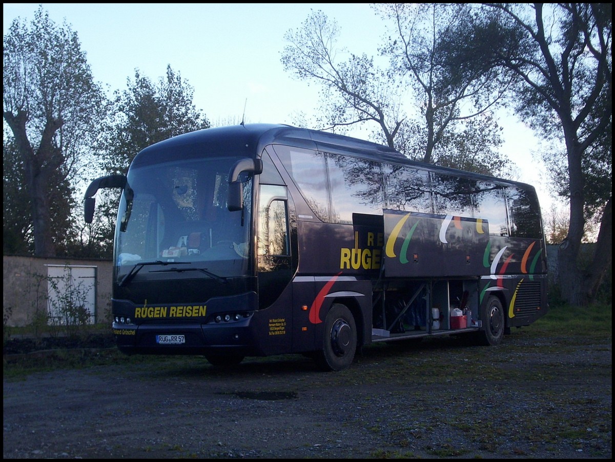 Neoplan Tourliner von Rgen-Reisen aus Deutschland in Lietzow.