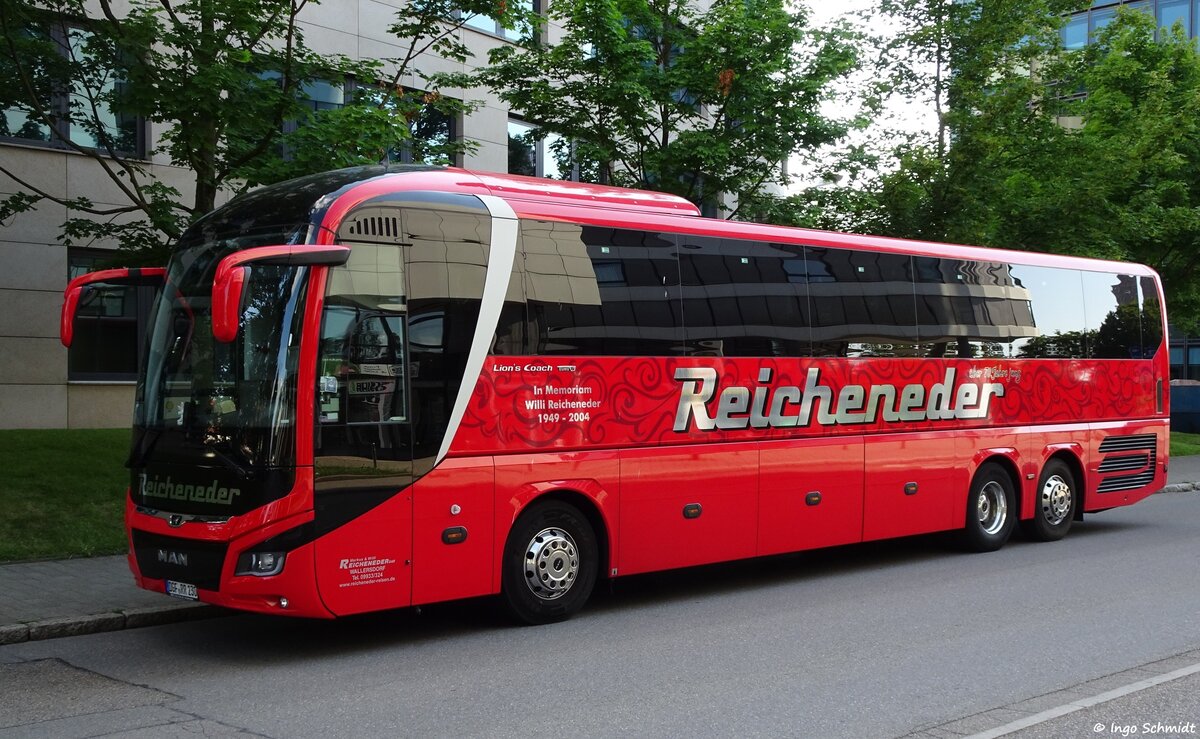 Reicheneder Reisen aus Wallersdorf | DGF-RR 230 | MAN Lion`s Coach L | 30.06.2018 in Stuttgart