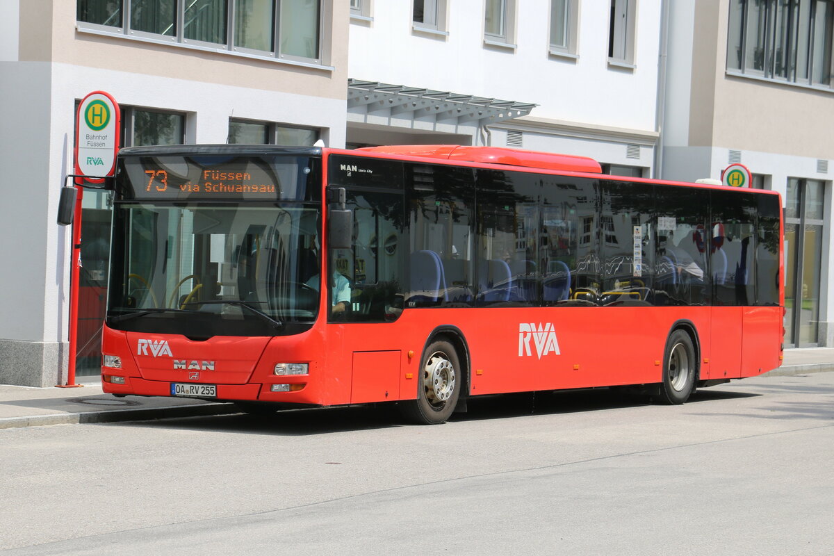 RVA Oberstdorf - OA-RV 255 - MAN am 20. Juli 2021 beim Bahnhof Fssen (Aufnahme: Martin Beyer)