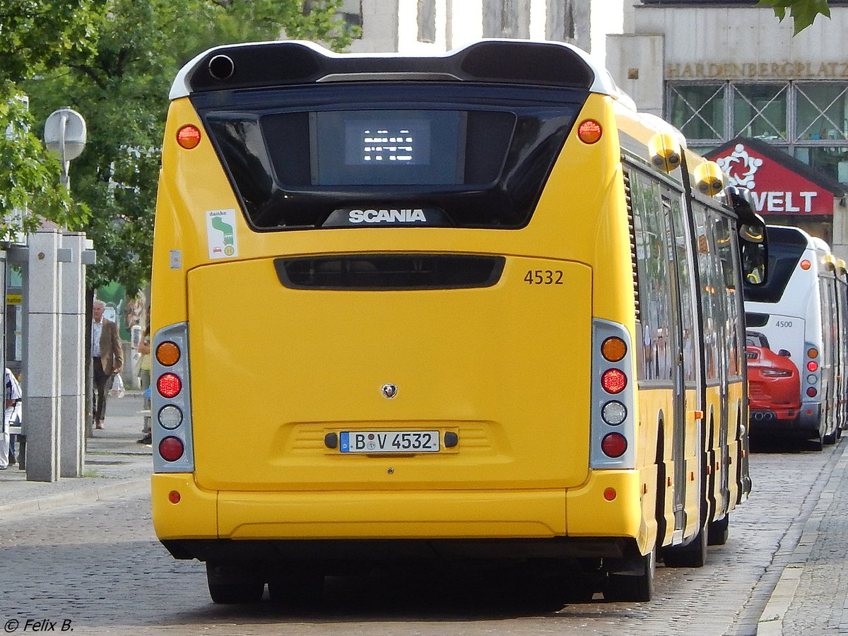 Scania Citywide der BVG in Berlin.