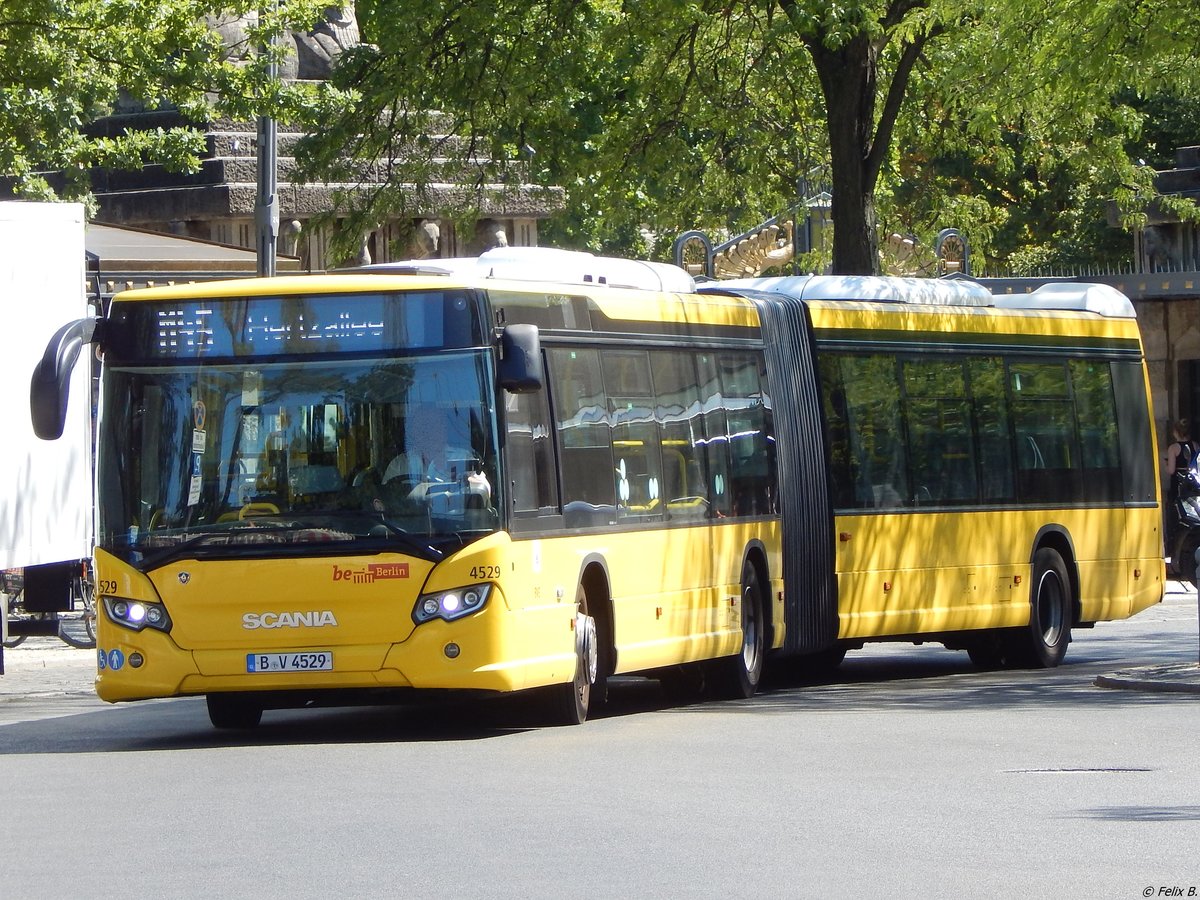 Scania Citywide der BVG in Berlin.