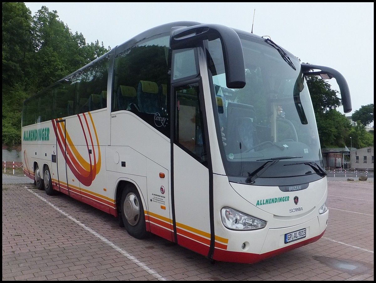 Scania Irizar von Allmendinger aus Deutschland im Stadthafen Sassnitz.