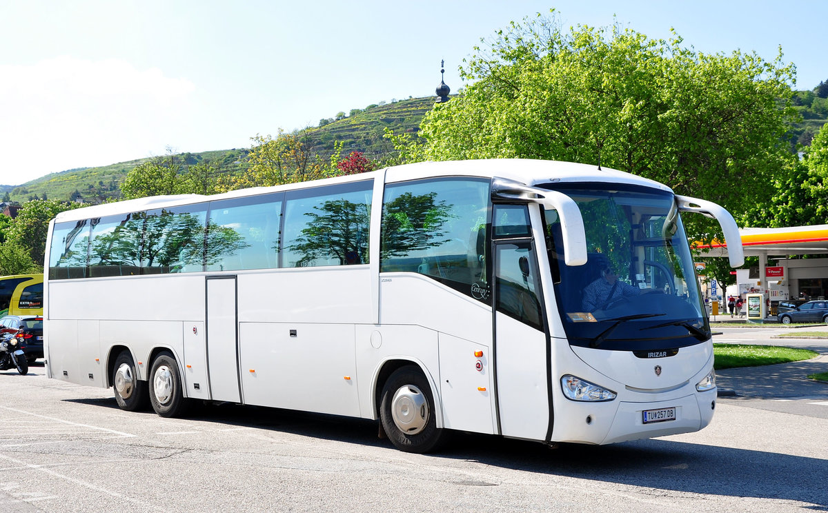 Scania Irizar aus Niedersterreich in Krems gesehen.