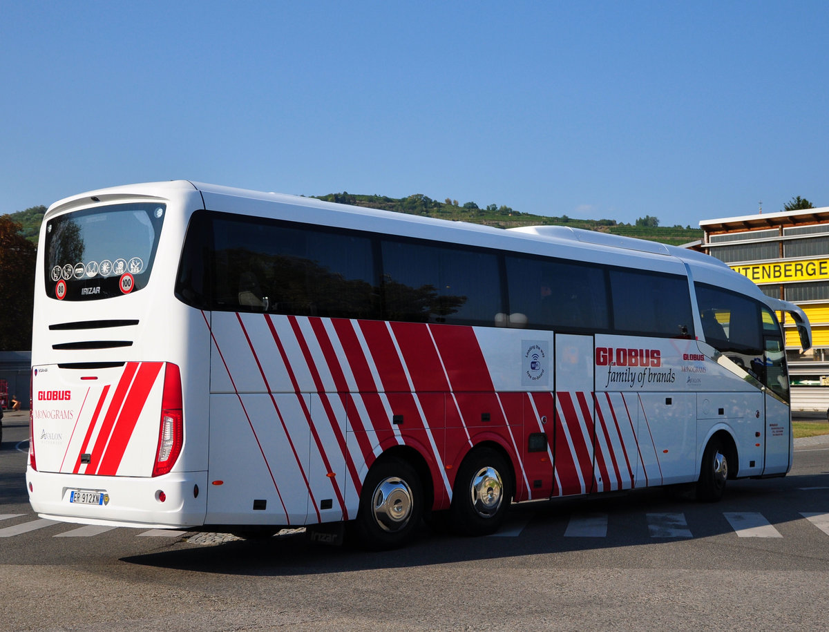 Scania Irizar i6 von MENGOZZI aus Italien in Krems.