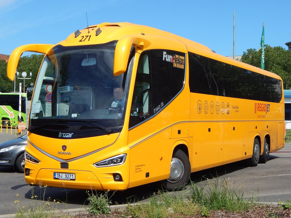 Scania Irizar von Student Agency aus Tschechien in Berlin.