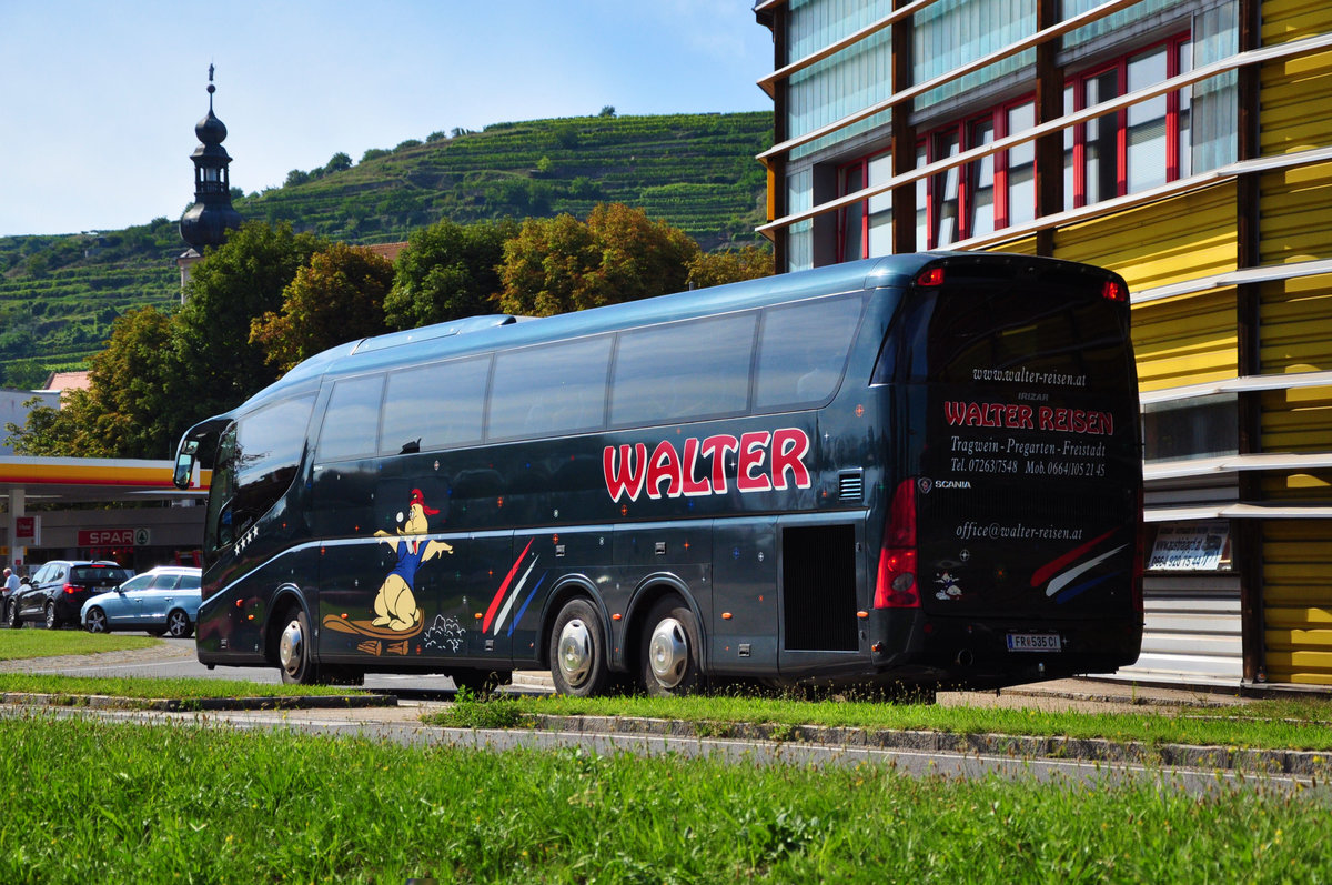 Scania Irizar von WALTER Reisen aus sterreich in Krems gesehen.