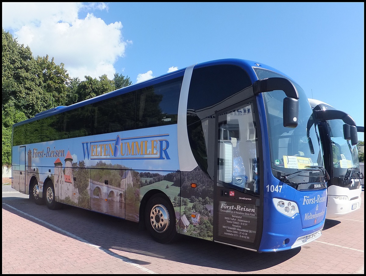 Scania OmniExpress von Frst-Reisen/Weltenbummler aus Deutschland im Stadthafen Sassnitz.