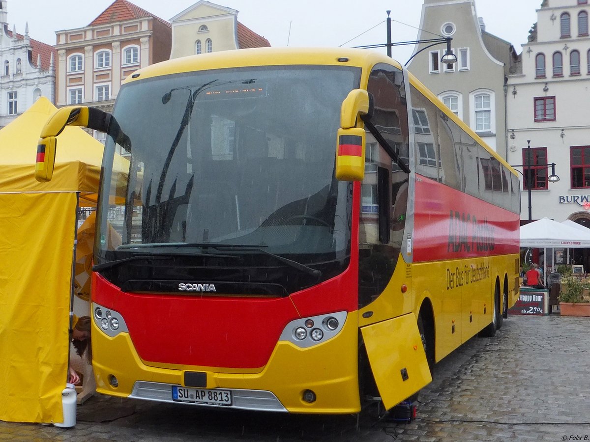 Scania OmniExpress von Postbus/Willms aus Deutschland in Rostock.