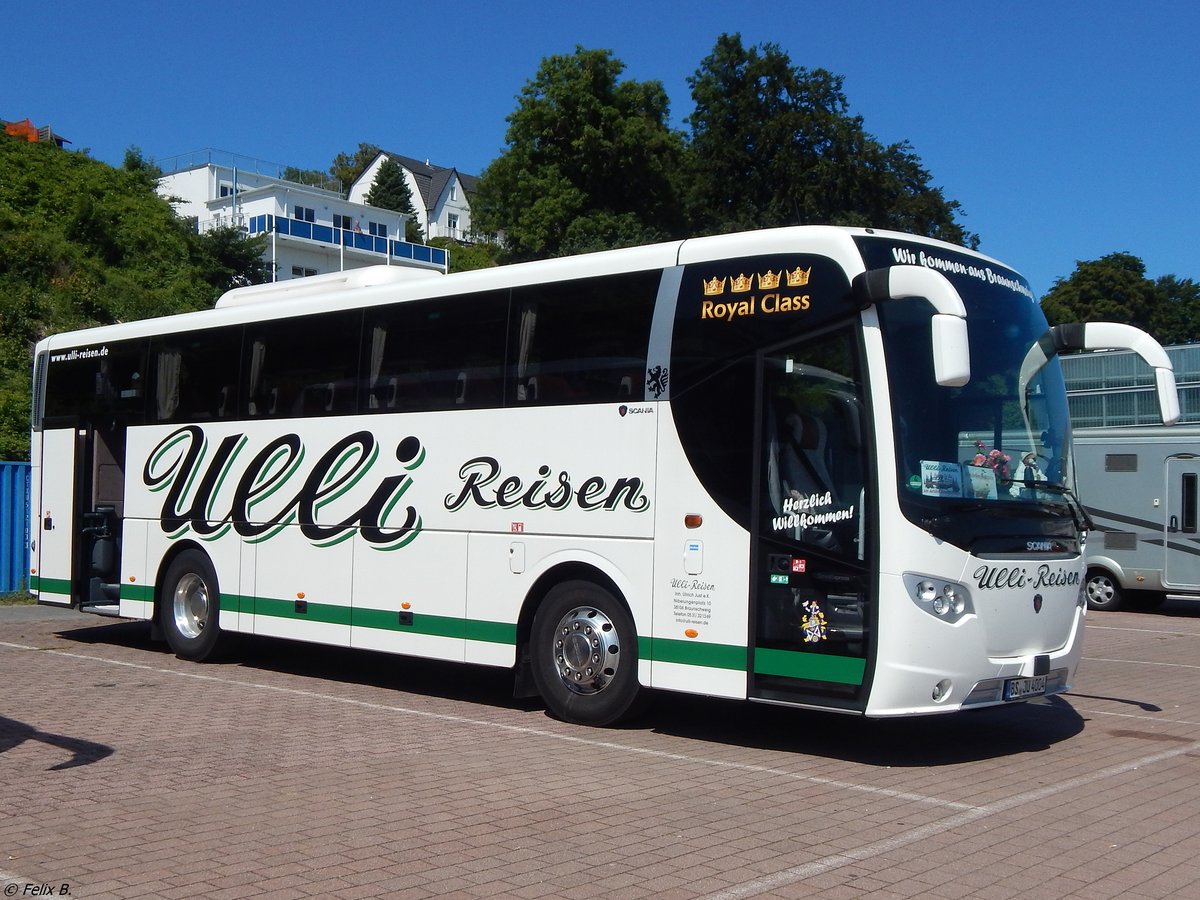 Scania OmniExpress von Ulli-Reisen aus Deutschland im Stadthafen Sassnitz.